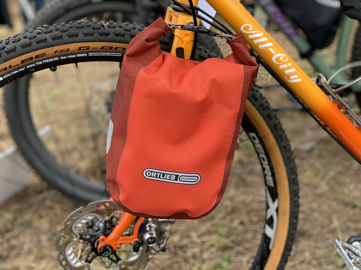 ORTLIEB オルトリーブ FORK-PACK PLUS フォークパックプラス